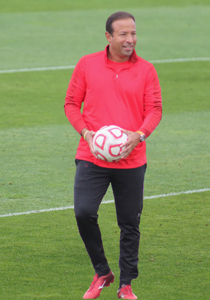 Zuriel Lozano Professional goalkeeper coach